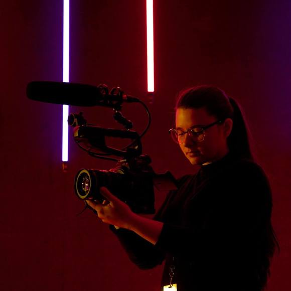 Meet your Posher, Saracaroline - Picture 1 of 1